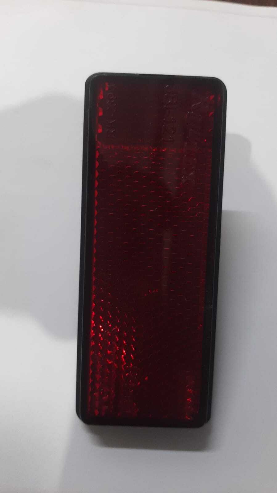 Red Reflex Retro (Small) Class La