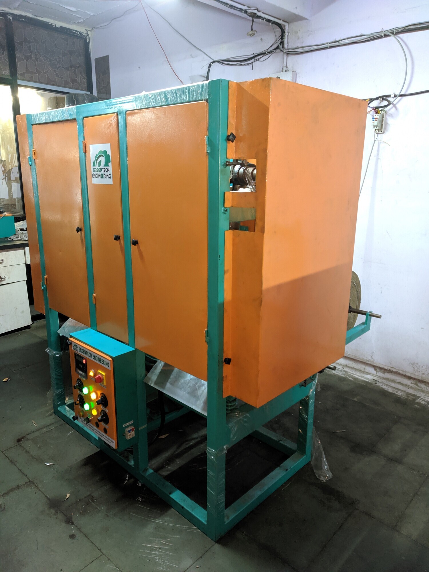 Disposable Plate Making Machine - Programmable Timer, Human Machine Interface | One Year Motor Warranty
