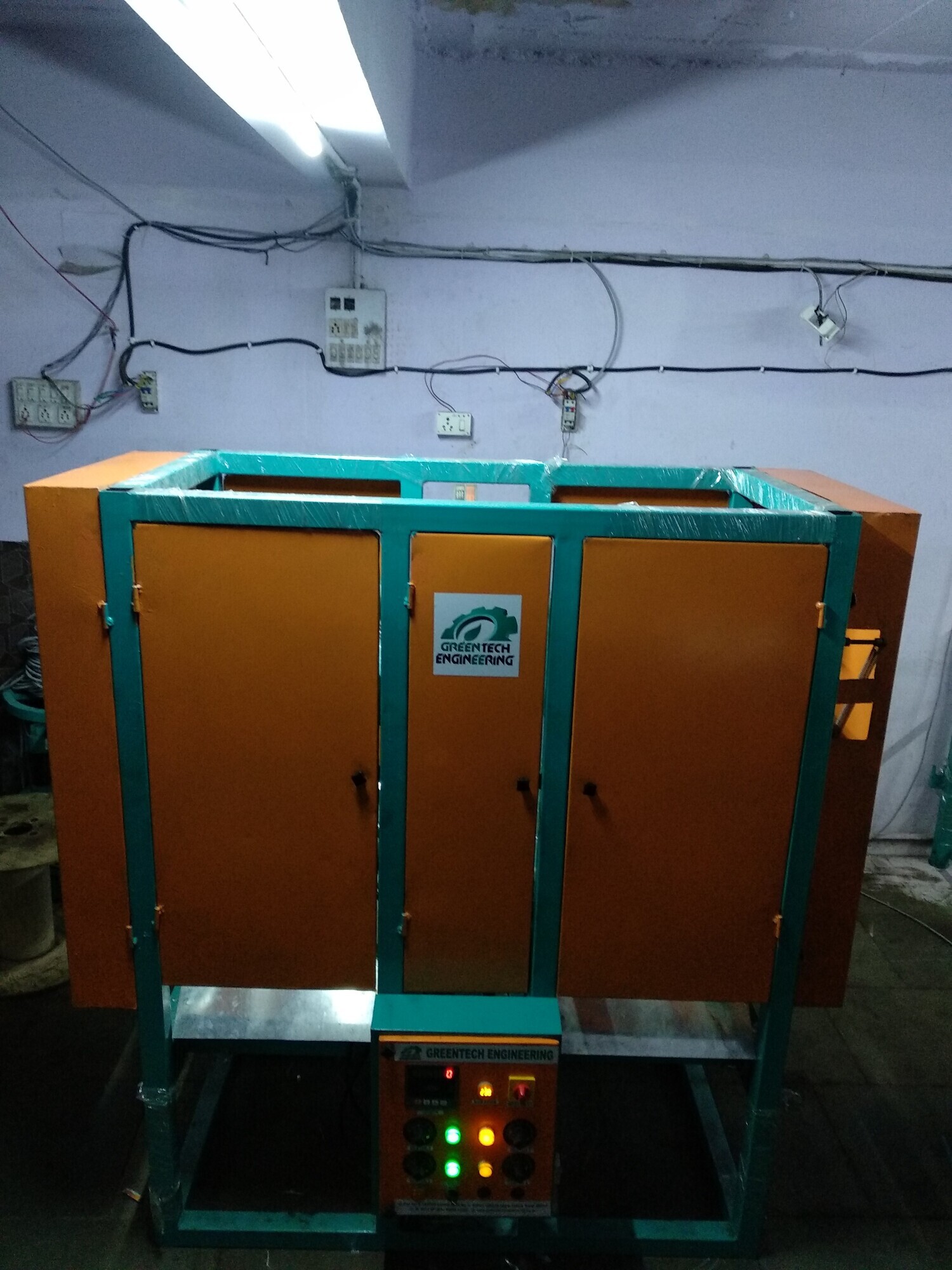 Disposable Plate Making Machine - Programmable Timer, Human Machine Interface | One Year Motor Warranty
