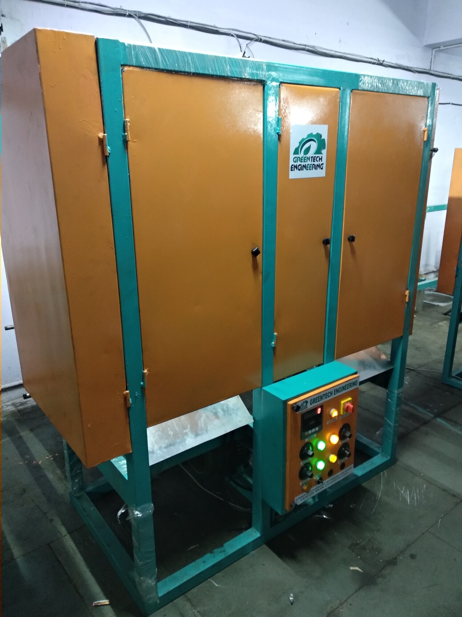 Fully Automatic Dona Plate Making Machine - Warranty: One Year Of Motor And Blower