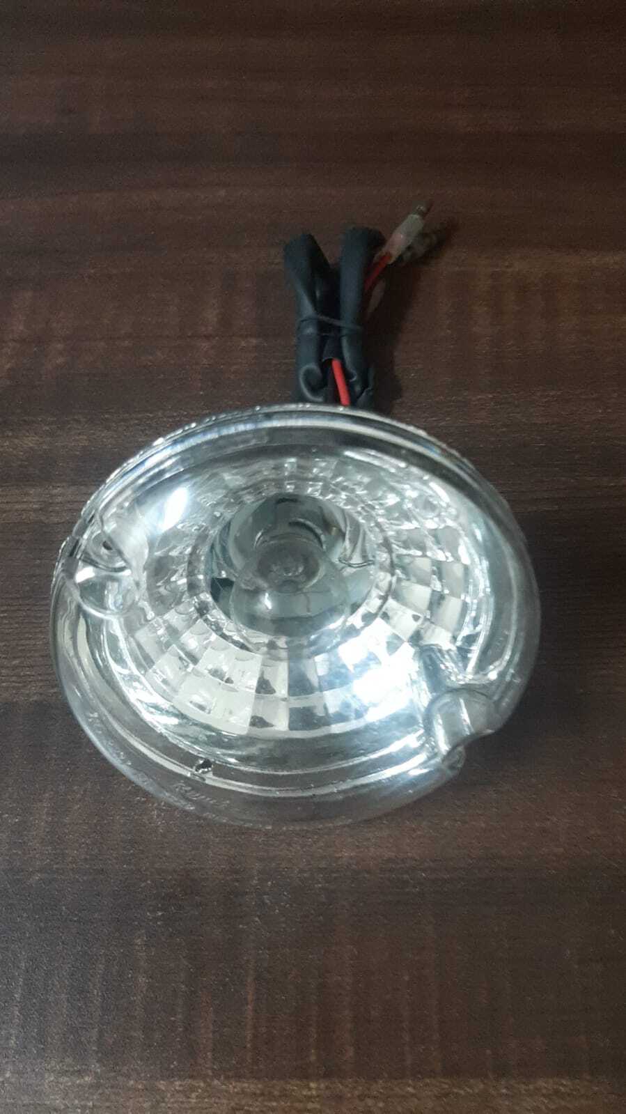Round Reverse Light Jbi-108c - Plastic, Round Design, Yellow/red/white Lighting Colors | 12v Dc, 5w Rated Power, E-rickshaw Usage