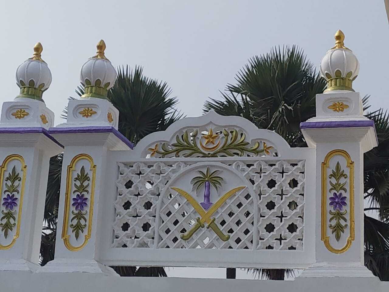 Parapet Jali Only For Mosque - Color: Multi Color