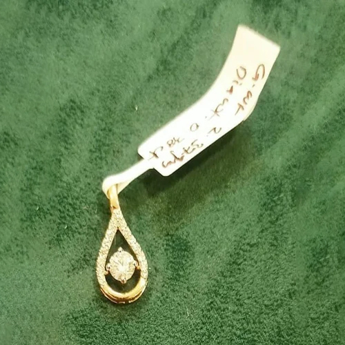 Ladies Lab Grown Diamond Gold Pendant - Diamond Clarity: I3