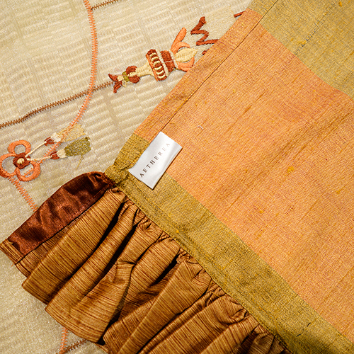 Bell Motif Design Bed Throw - Feature: Washable