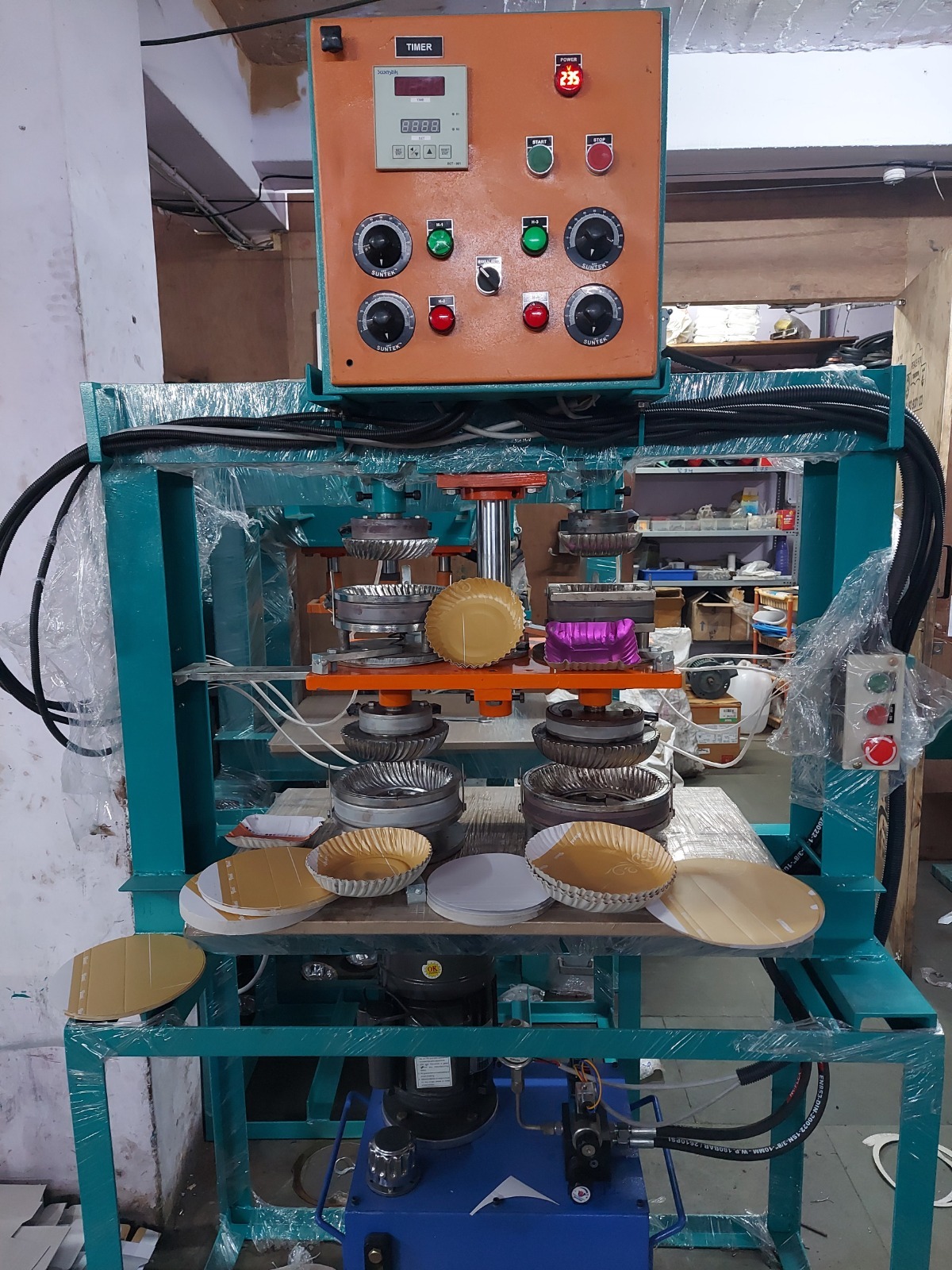 4 Die Paper Plate Making Machine - Color: Green