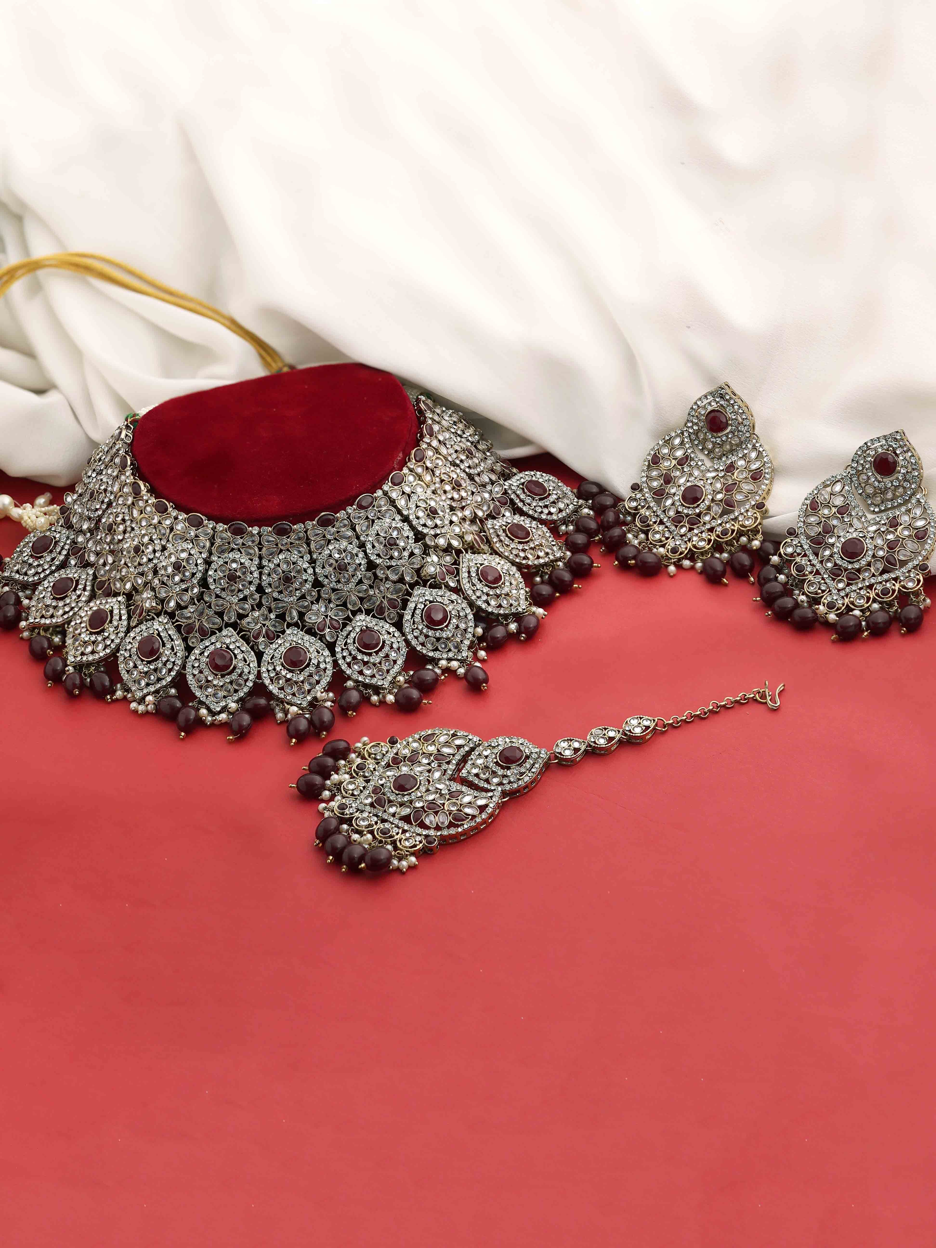 Wedding Look Blooming Oval Beauty Choker Necklace Set - Alloy, 24.5x9 Cm Choker, 9x5 Cm Earrings, 18x5 Cm Maangtikka | Maroon Color, Adjustable Size, Mehandi Plated, Perfect For Weddings And Special Occasions