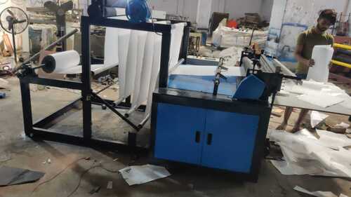 Roll To Sheet Cutting Machine By Am Nonwoven Solution
