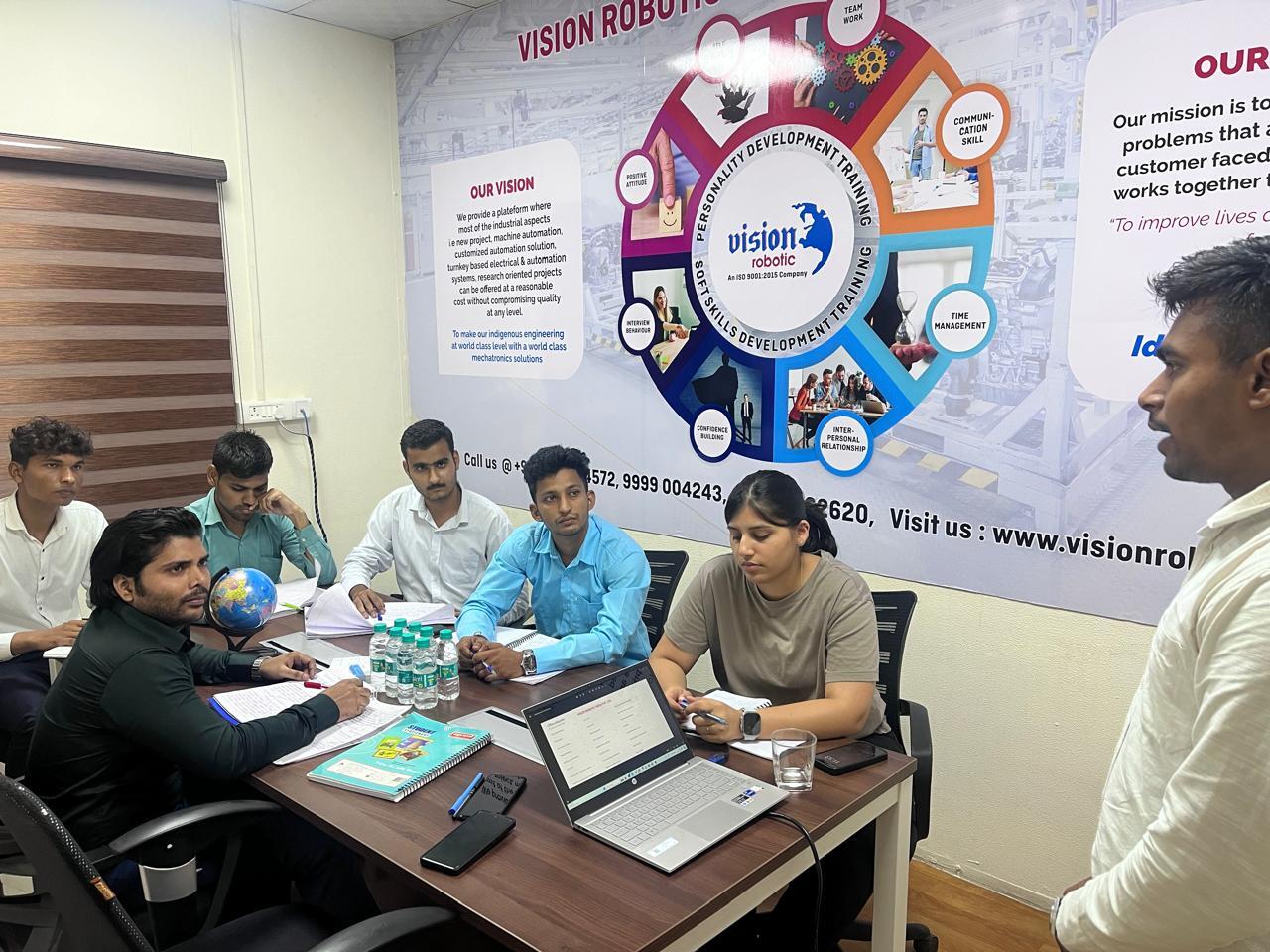 Hmi Training - Color: Black