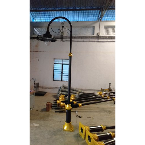 गैल्वनाइज्ड आयरन पोल