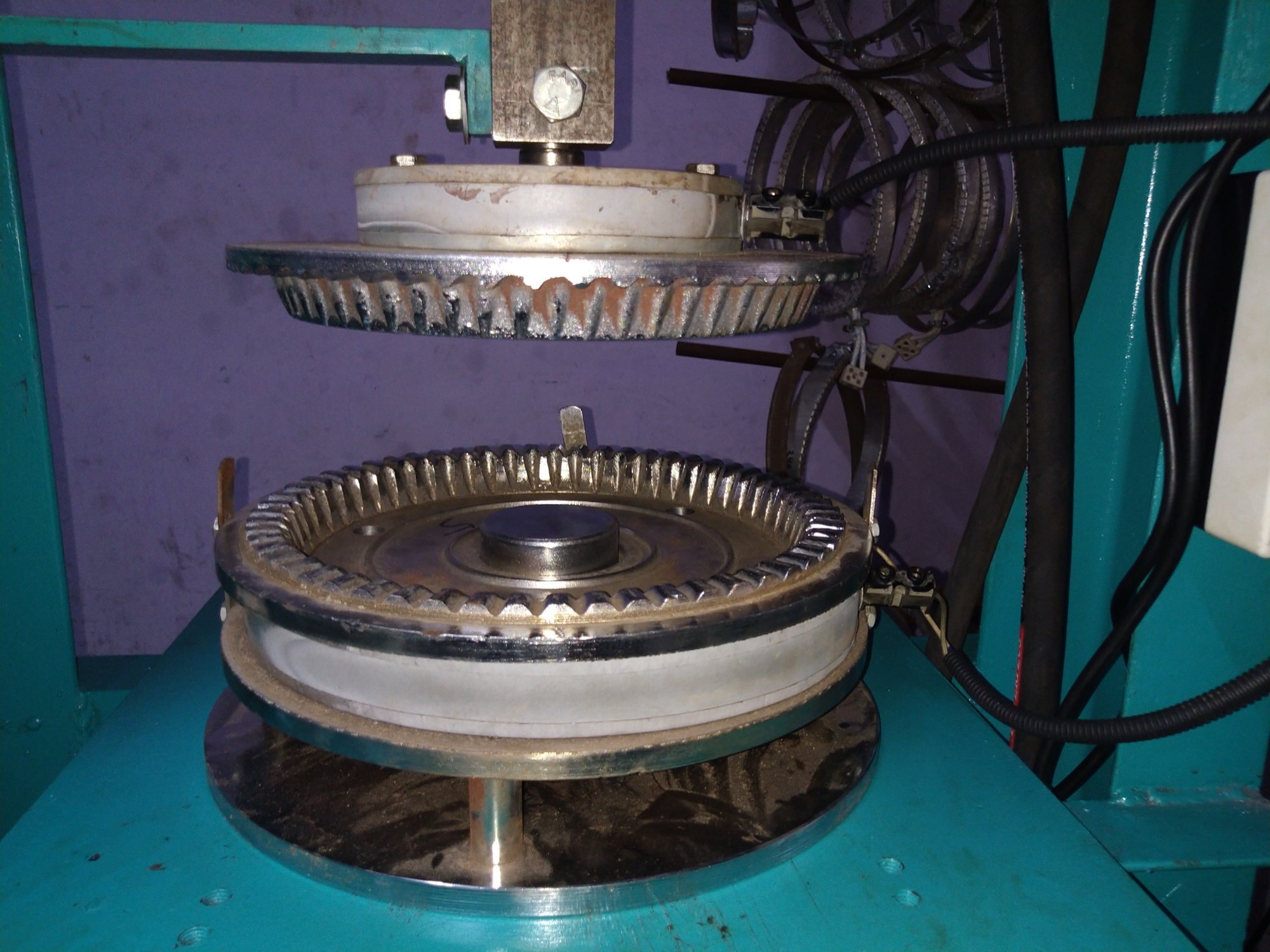Semi Automatic Single Die Paper Plate Making Machine - Warranty: One Year Of Motor And Programmable Timer