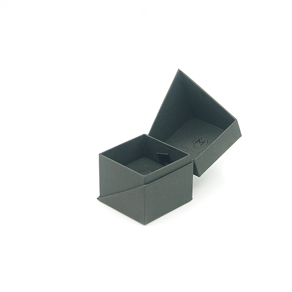 Dice Cubic Shapped Paper Gift Box Design: Customized