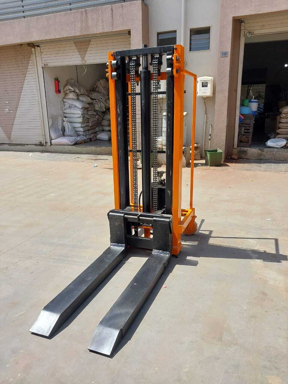 Strong Hydraulic Hand Stacker