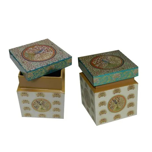 लकड़ी के उपहार बॉक्स