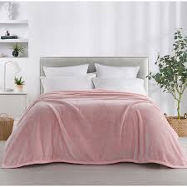 Normal Mink Blanket - 100% Polyester, 140cmx195cm To 220cmx250cm Size, Assorted Printed And Plain Colors | Soft Fleece, Binding And Hemmed Edges, Ideal For Bedding And Travel Use