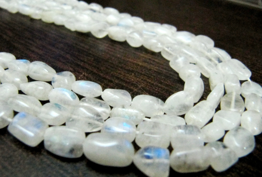 Natural White Rainbow Moonstone Nugget Plain Beads 10 To15mm Strand 8''