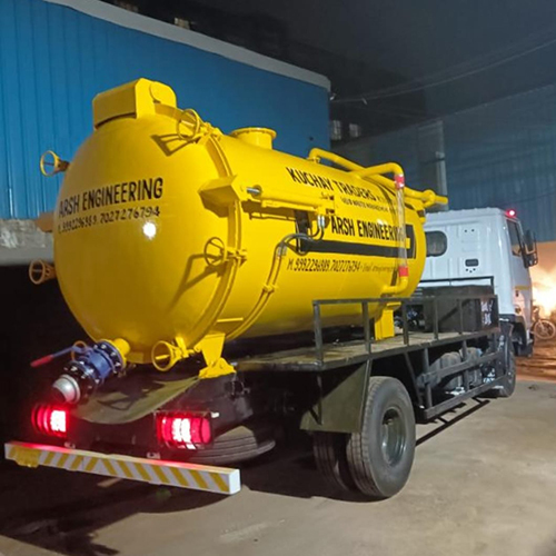 Truck Chassis Mounted Sewer Suction Machine 8000 Liter - Metal 8000L, 204x120x72 Inches, Diesel Fuel, Heavy-Duty Design for High-Capacity Sewer Sludge Vacuum
