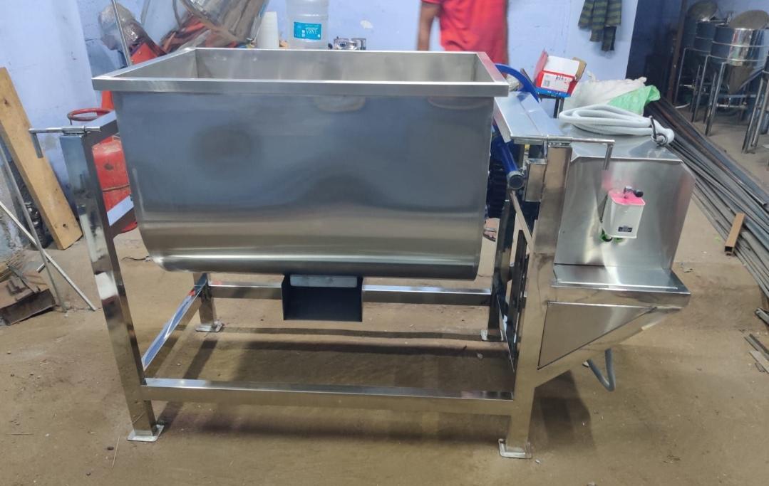 Spices Mixing Machine - Capacity: 30 To Kg/hr