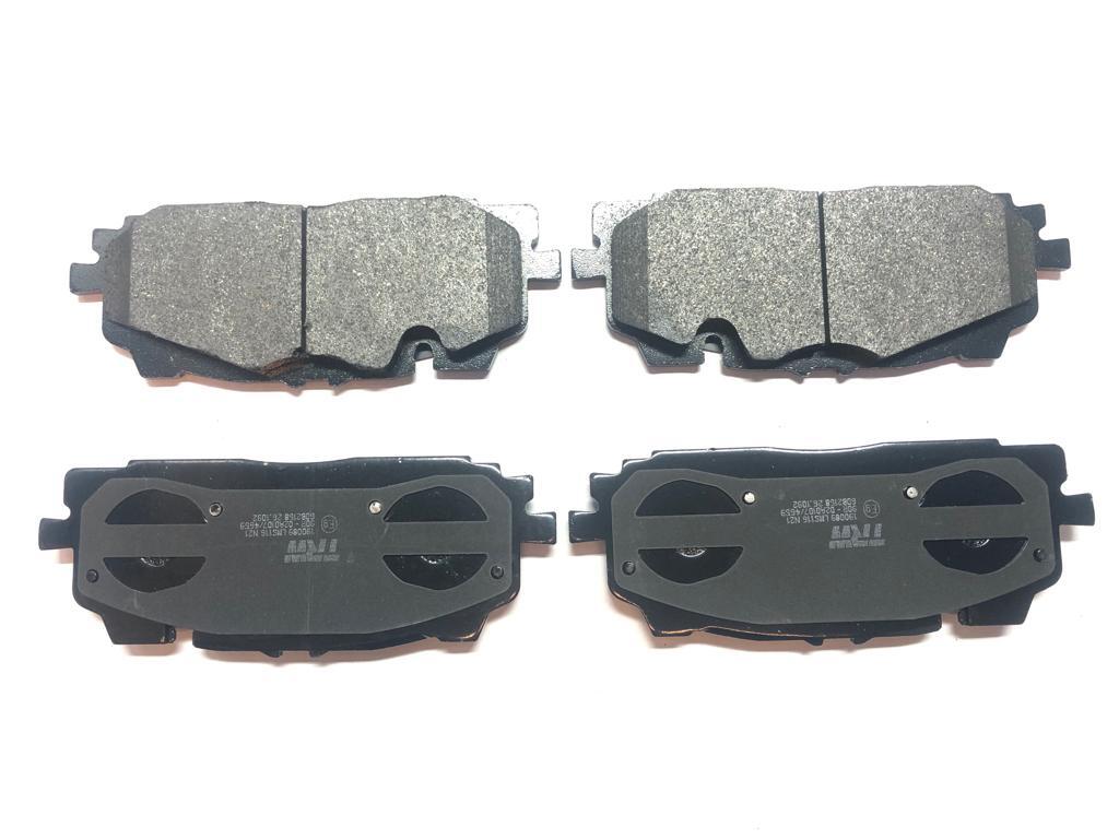 Car Brake Pads - Black 5x5x5 Ft Model No: 564654111 | Long Working Life 5 Kg Weight Suitable For Bmw Mercedes Audi And Volvo