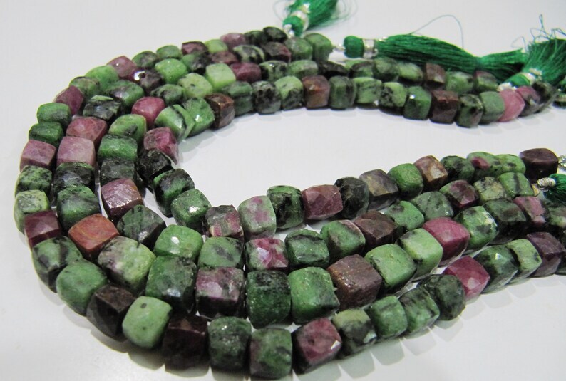 Natural Ruby Zoisite Cube Shape 6 To 7 Mm Faceted 3d Box Beads Strand 8''long - Beads Colour: Multicolor