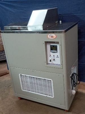 कूलिंग वॉटर बाथ