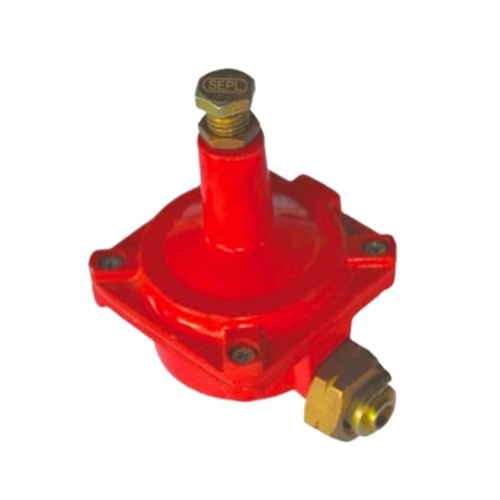 LPG Adjustable Gas Regulator - Brass, Plastic & Aluminum | Standard Size, Precise Flow Control