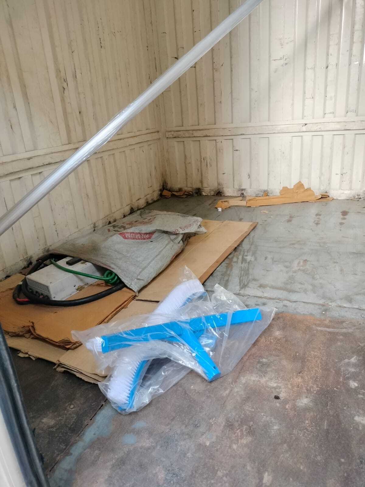 Pool Wall Brush - Pvc Material, Various Sizes Available, Blue Rectangular Design | Heavy-duty For Efficient Swimming Pool Cleaning