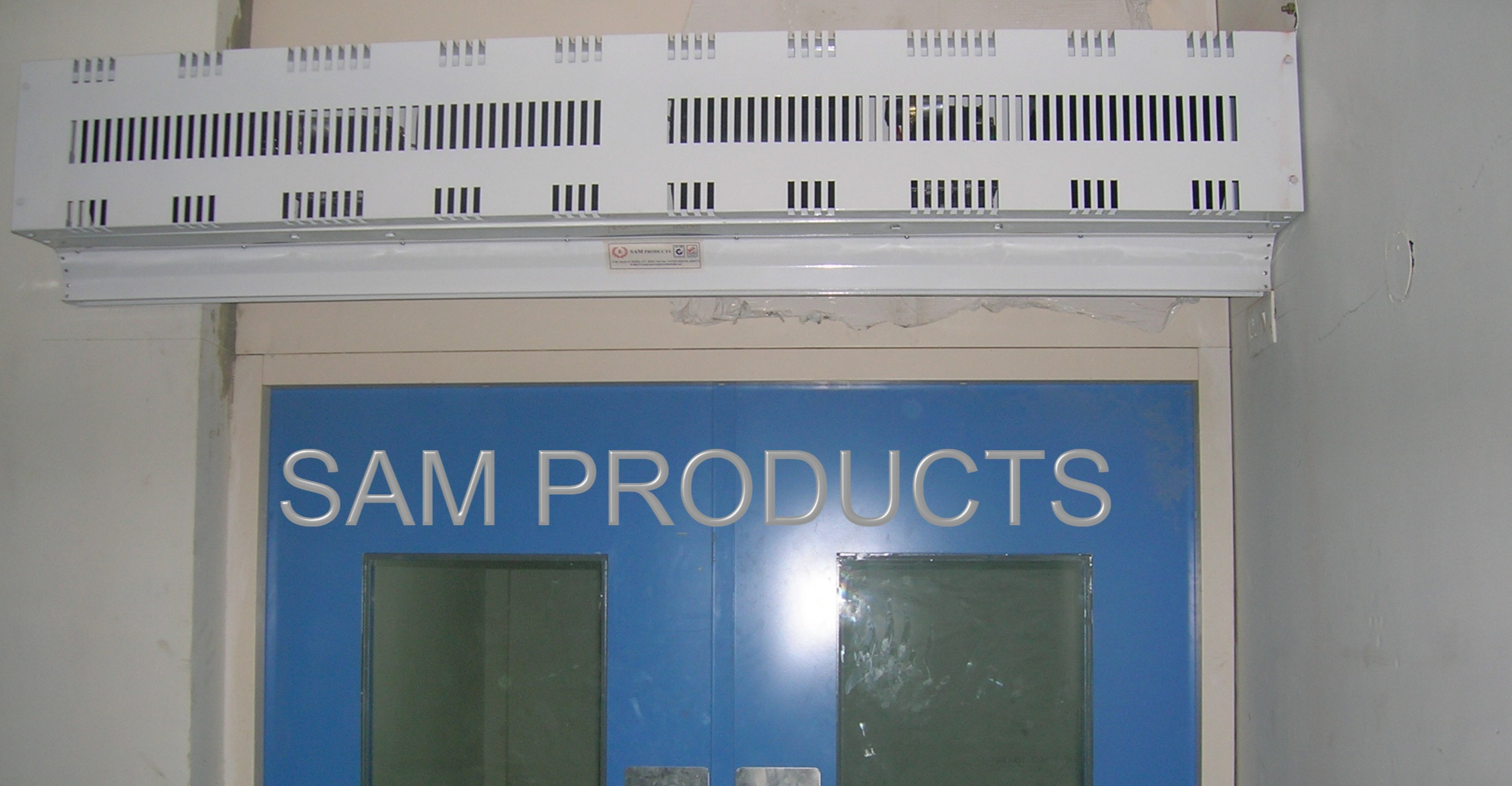 Air Curtains - Metal Body | Dimensions: 900 X 220 X 210 Mm, Air Velocity: 18-20 M/s, Air Volume: 1200 Mâ³/h, Noise Level: < 50 Db, 2 Speed Options
