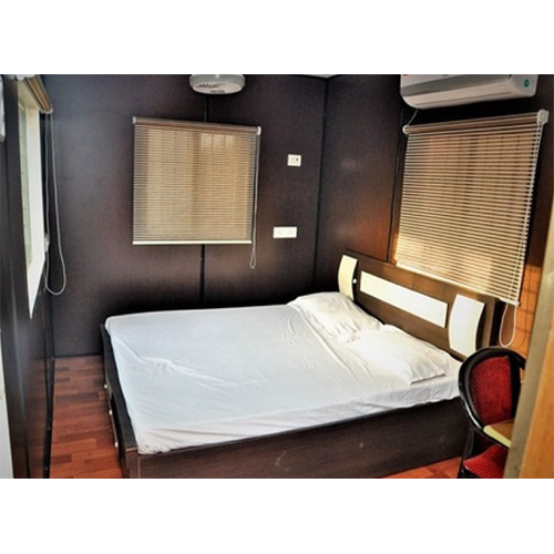 Portable House Cabin - Color: Brown