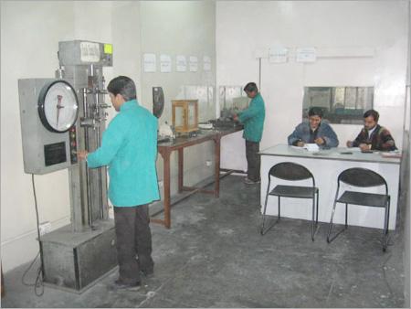 निर्माण सुविधाएँ