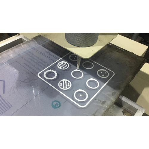 3 Axis Glue Dispensing Machine - Automatic Grade: Semi-automatic