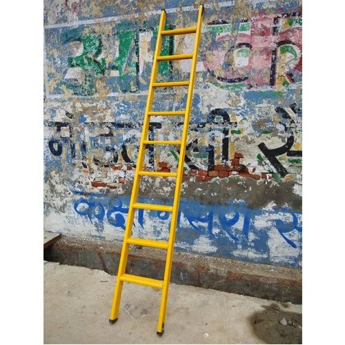 Frp फोल्डिंग सीढ़ी - अमित क्वालिटी प्रोडक्ट कंपनी