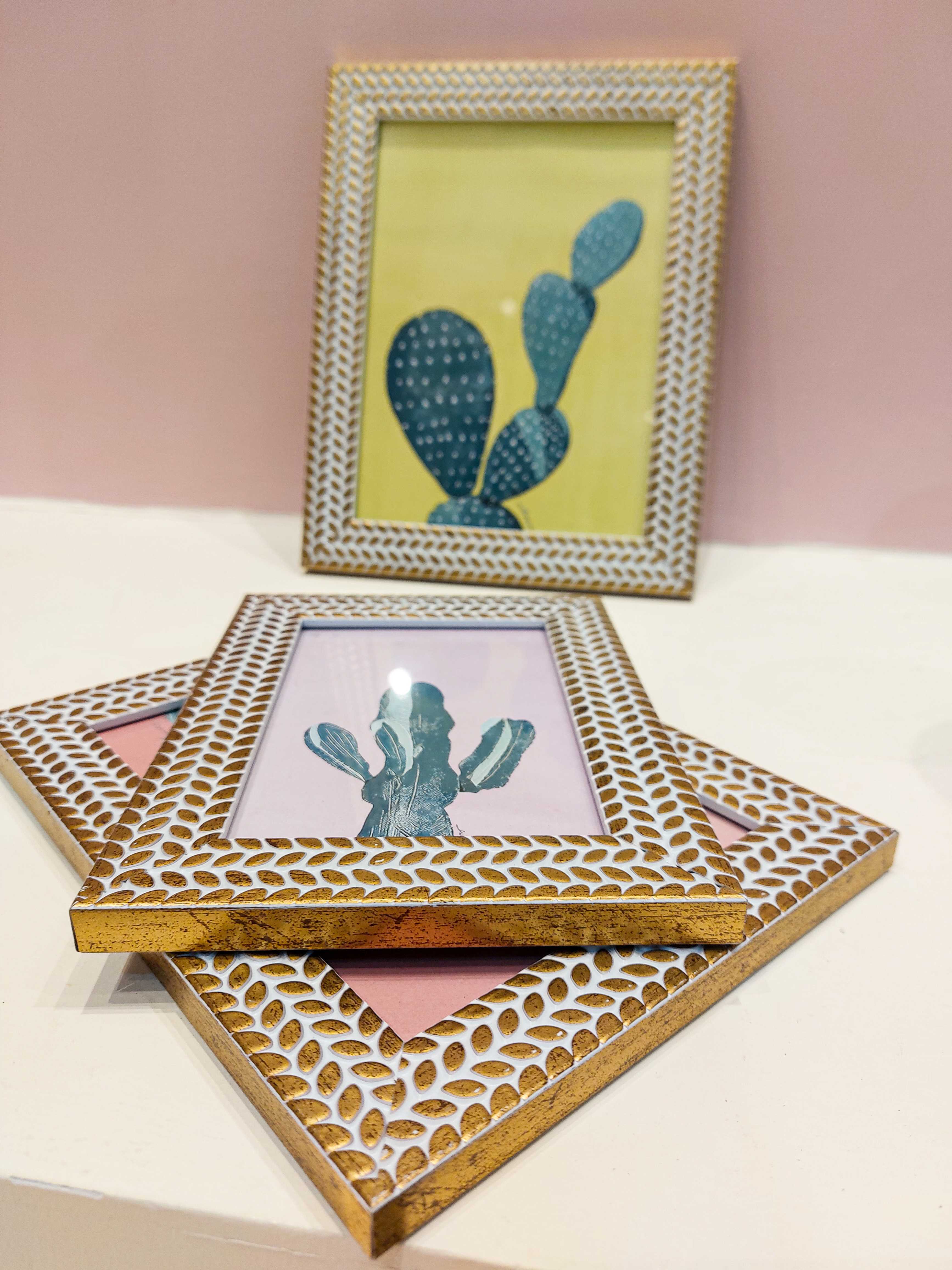 Premium Table Photo Frames / Picture Frame Combo's - Color: Any