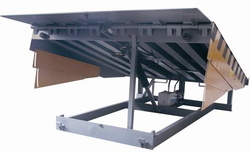 Dock Leveler Load Capacity: 10 Tonne