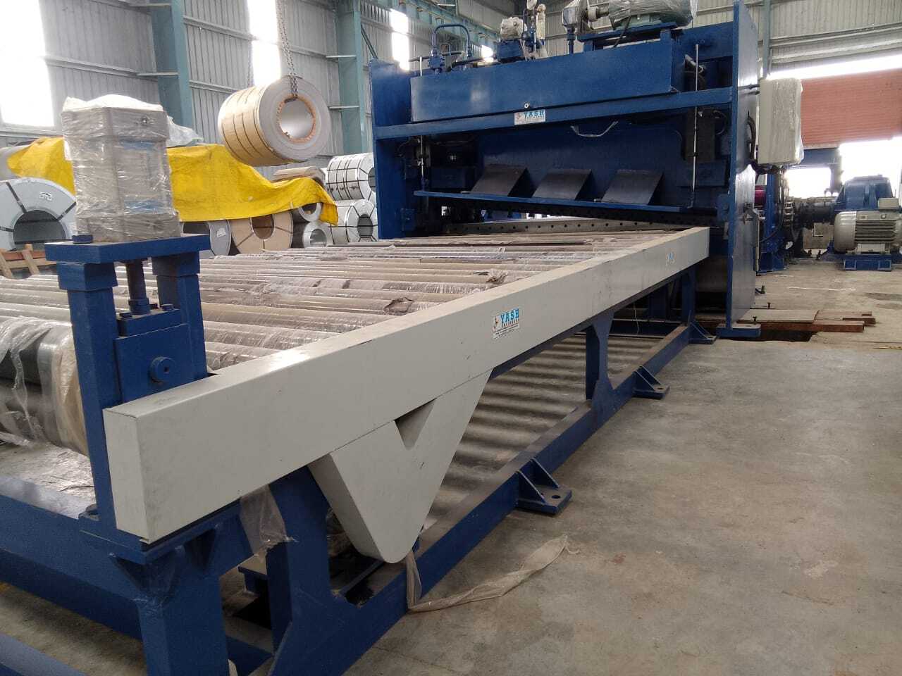 Stainless Steel Coil Cut To Length Line Machine - 30 Ton Capacity, 3mm X 1550mm Dimensions, Electric Drive, Full Automatic Operation, High Efficiency, Low Energy Consumption, Automatic Feeding, Low Noise