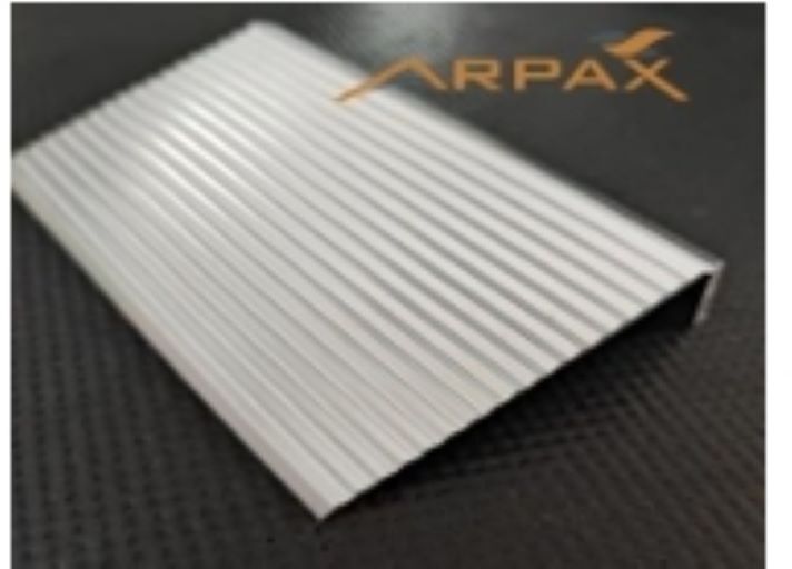 Stair Nosing - Durable Aluminum Material, 1 Inch Height - Slip-resistant Surface, Easy Installation