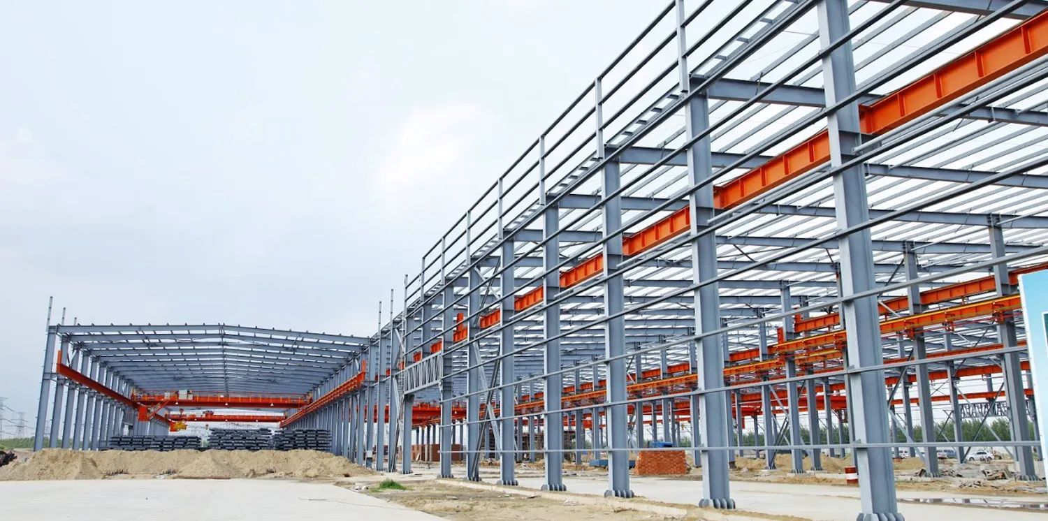 Prefabricated Steel Structures - High-quality Steel, Durable Design, Color As Per Requirement, Modular Units For Warehouses & Industrial Applications
