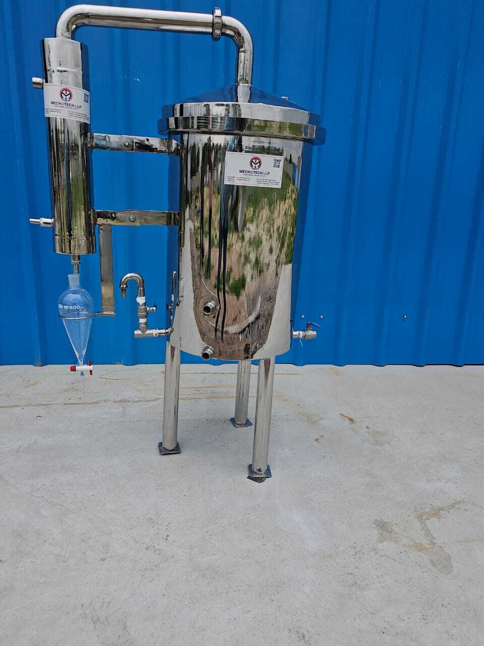 Hydrosol Distillation Machine - Automatic Grade: Manual