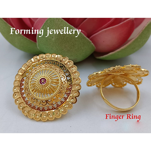 Ladies Finger Ring - Color: Golden