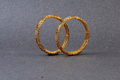 पोल्की पेंडेंट सेट