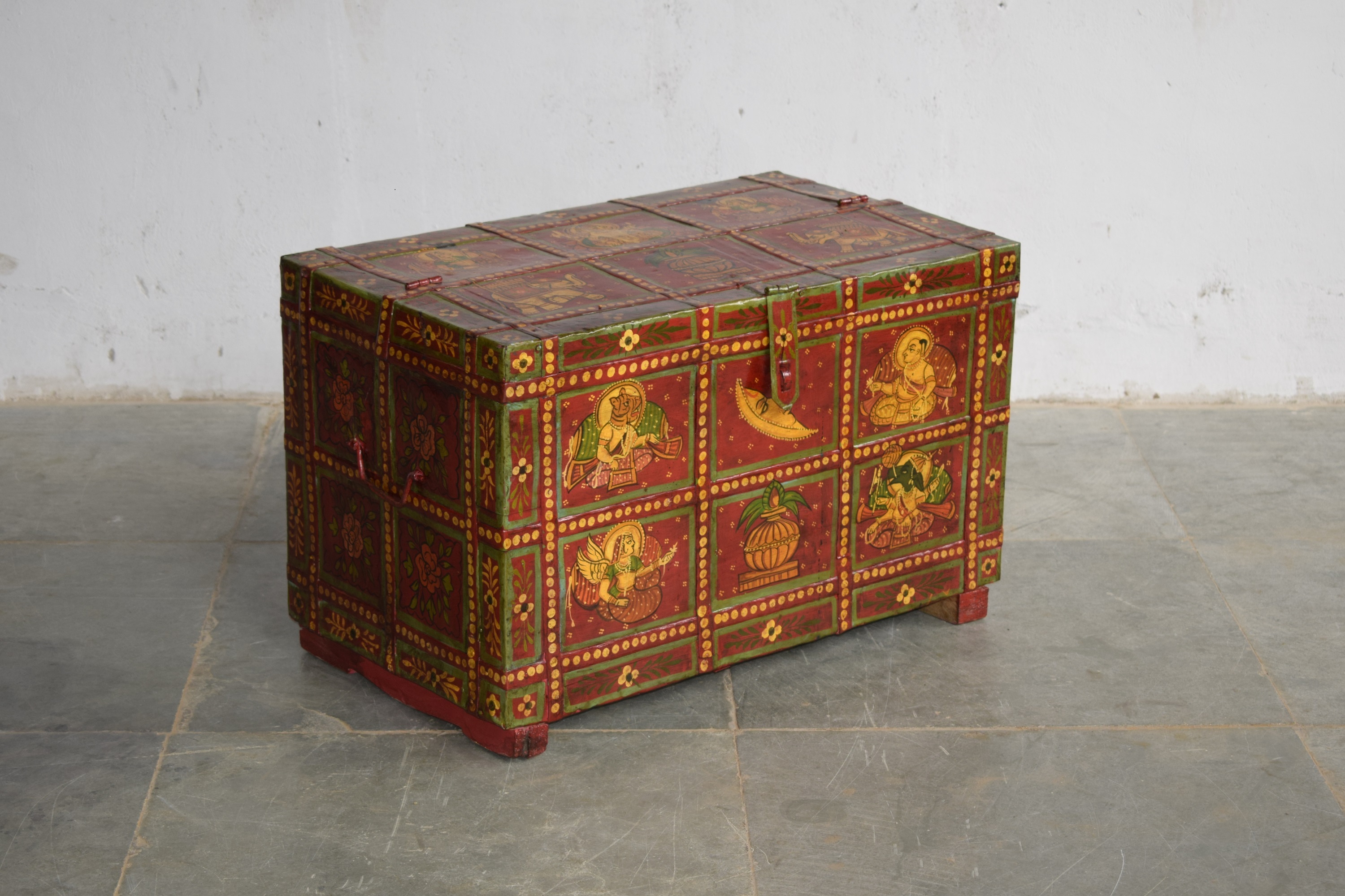 Antique Iron Fitted Wooden Storage Box - 76x46 Cm | Indian Style Design Indoor Furniture Hand-painted