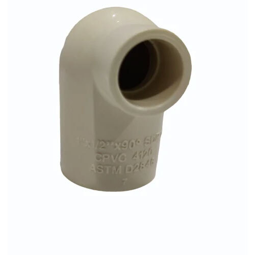 सीपीवीसी फिटिंग कम करते हुए प्लेन एल्बो