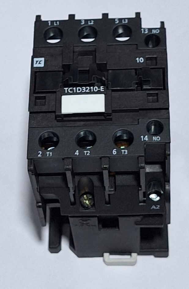 C&s Contactor - Color: Black