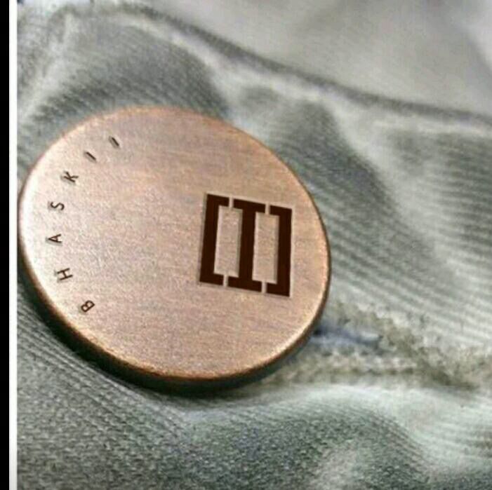 Metal Button - Color: Silver