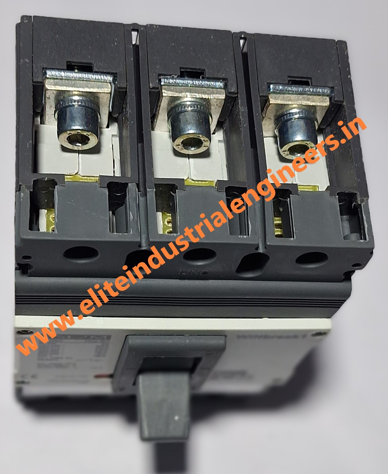 C&s Mccb 250a 3pole - Automation Grade: No