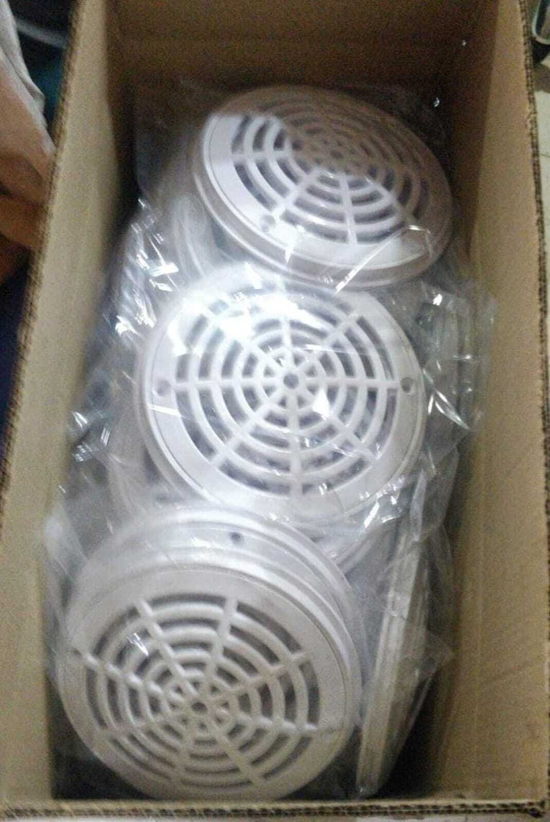 Round Main Drain - Pvc Material, Customized Size , Cylindrical Shape, White Color, Essential Pool Rope Drain For Industrial Use