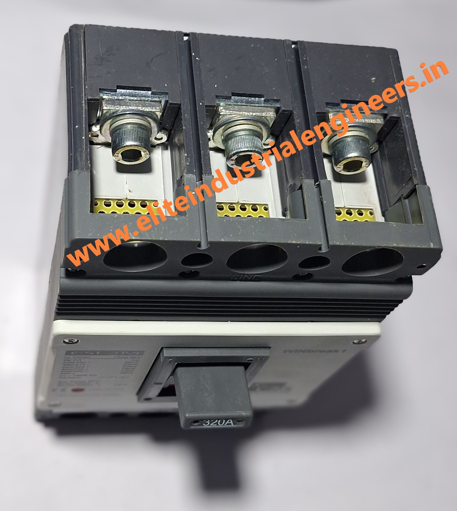 C&s Mccb 320a 3pole - Automation Grade: No