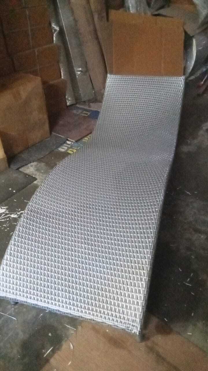 Pvc Rattan Lounger - Application: Pool