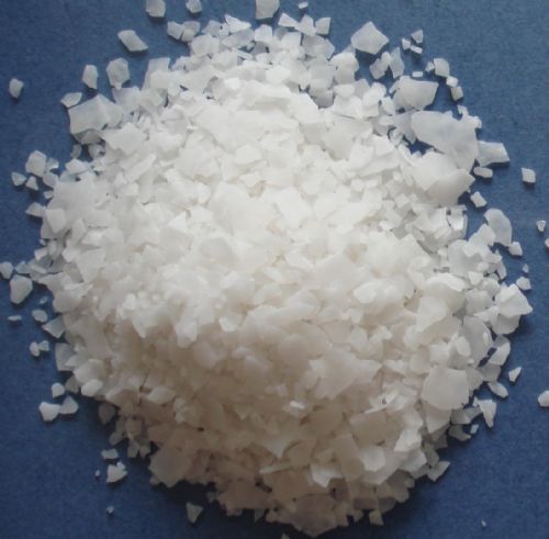 EGMS - 98% Purity Ethylene Glycol Mono Stearate | Excellent Pearlizing Agent for Cosmetics, Shampoos, and Liquid Soaps, Solid Flakes Form, Non-Ionic Surfactant, Mild Fatty Odor