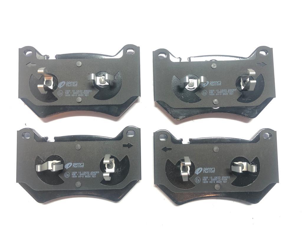 Brake Pad Range Rover Discovery - Color: Black
