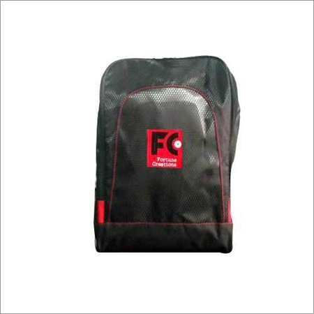 आकर्षक यात्रा बैग